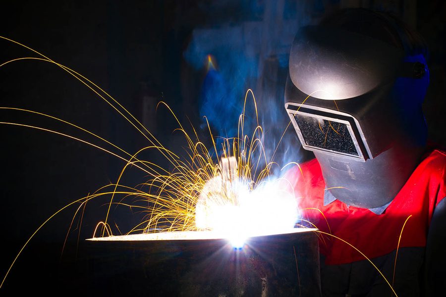 Schweißer bei der Arbeit